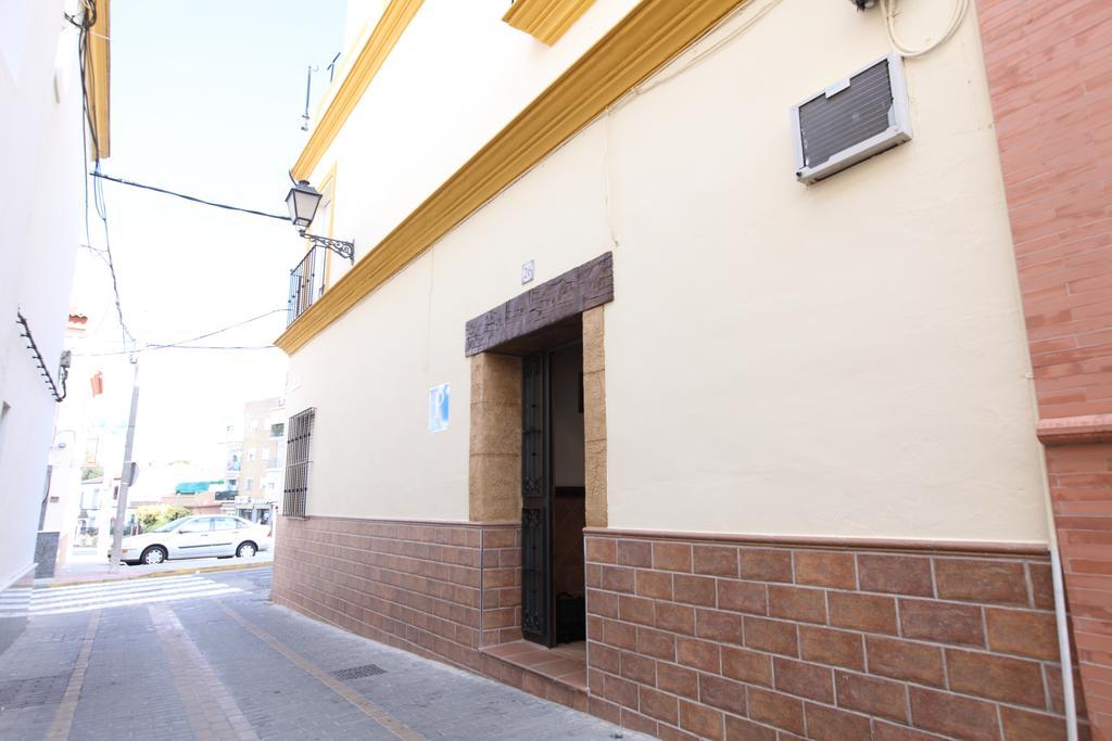 Hostal Rocio Sanlúcar la Mayor Esterno foto